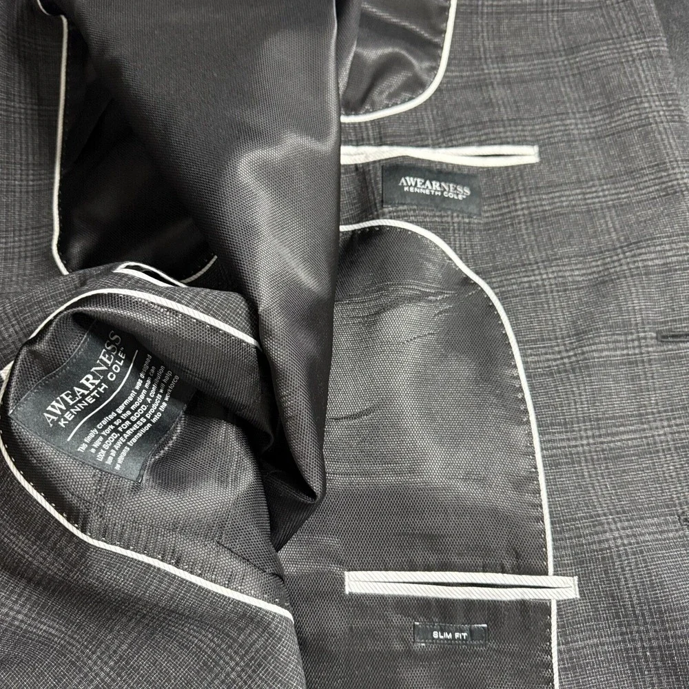 Kenneth Cole Gray Plaid Sport Coat Blazer